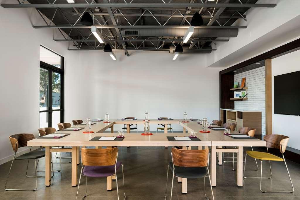 Greentree Hotel Phoenix West Εξωτερικό φωτογραφία